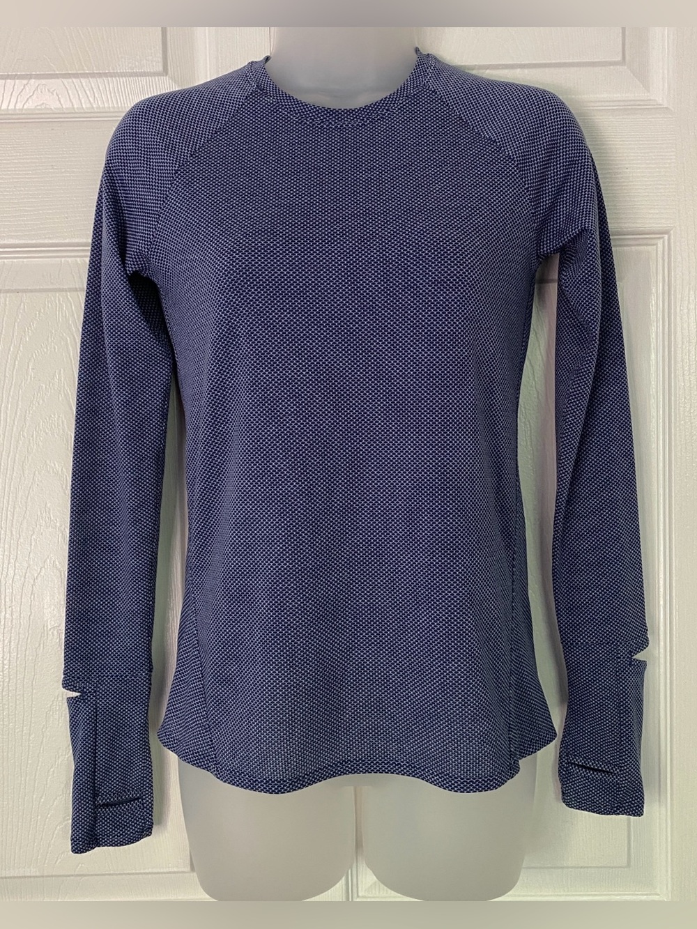 Oiselle Top Flyout Long Sleeve Top Shirt Blue size 2